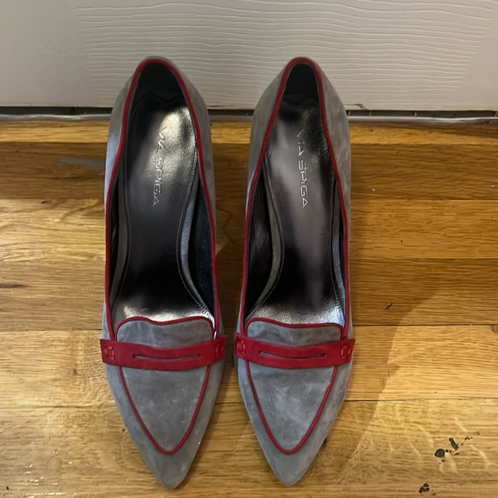 VIA SPIGA  grey suede with red suede trim high heel pump